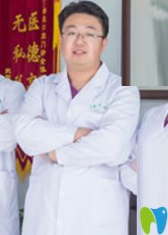 陸帥院長照片